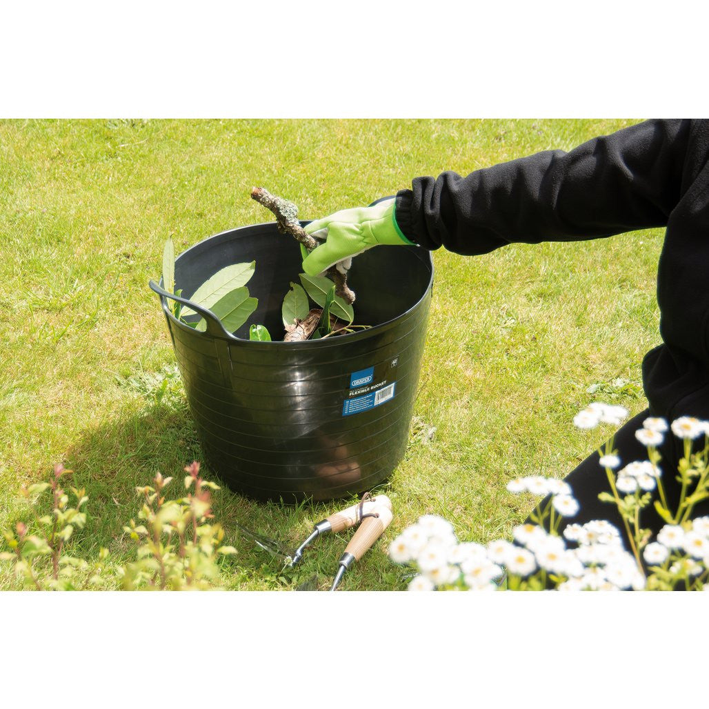 Draper 43475 4.5 Litre Flexi Bucket – Black